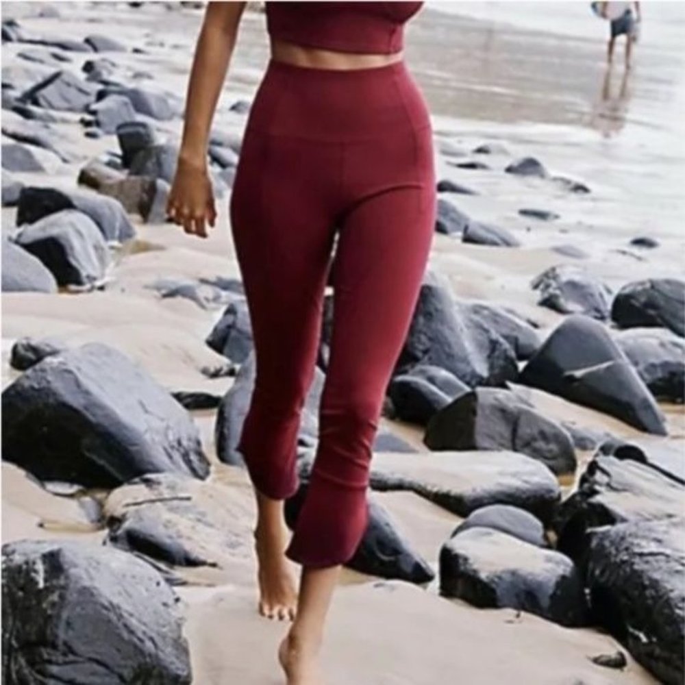 Free People Movement High-Rise Cropped Meant To Be Leggings Size M NWT